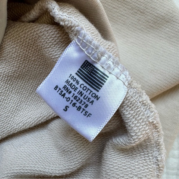 Museum of Peace & Quiet beige crewneck - Picture 6 of 7